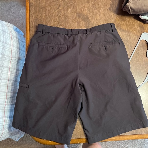 Pebble Beach golf shorts - Picture 3 of 3